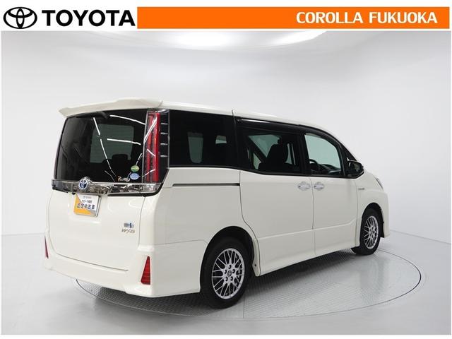 Toyota Noah Si