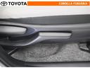 運転席シート上下アジャスター付き。ドライバーの背丈に合わせて調整できます。