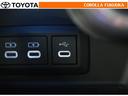 ポータブルオーディオなどの機器を接続して、車両のスピーカーで聞くことができます。