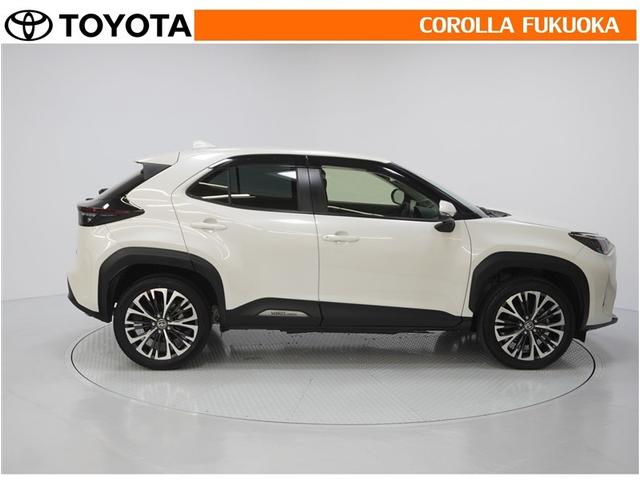 ヤリスクロス ハイブリッドＺ　衝突被害軽減システム　ＥＴＣ　バックカメラ　ドラレコ　キーレス　スマートキー　盗難防止装置（9枚目）