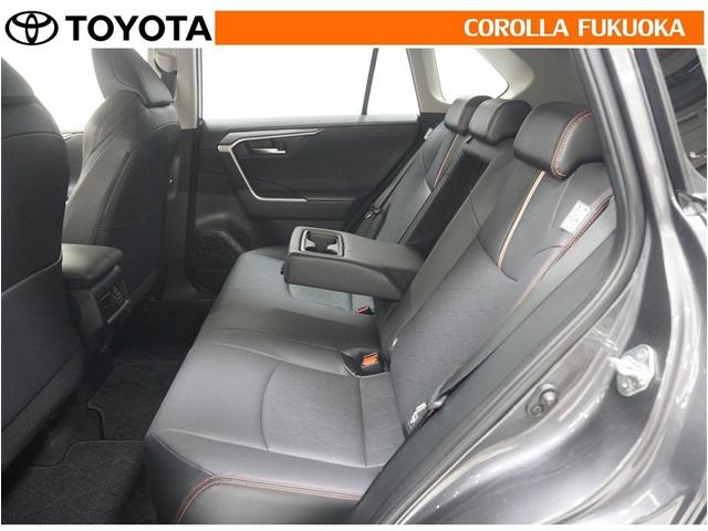 ＲＡＶ４ アドベンチャー　衝突被害軽減システム　４ＷＤ　メモリーナビ　フルセグ　ＥＴＣ　バックカメラ　ドラレコ　キーレス　スマートキー　盗難防止装置（13枚目）