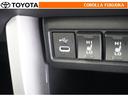 ポータブルオーディオなどの機器を接続して、車両のスピーカーで聞くことができます。