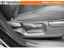 運転席シート上下アジャスター付き。ドライバーの背丈に合わせて調整できます。