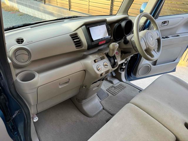 Ｎ－ＢＯＸ＋ Ｇ　ＥＴＣ　両側スライドドア　ＴＶ　スマートキー　アイドリングストップ　電動格納ミラー　ベンチシート　ＣＶＴ　盗難防止システム　ＡＢＳ　ＥＳＣ　衝突安全ボディ　エアコン　パワーステアリング（28枚目）