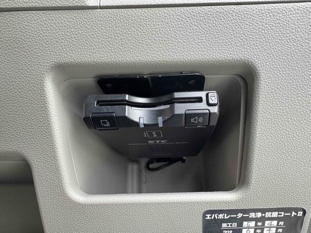 シフォン G スマートアシスト ETC バックカメラ 両側スライド・片側電動 ナビ TV クリアランスソナー 衝突被害軽減システム オートマチックハイビーム オートライト スマートキー アイドリングストップ 電動格納ミラー(6枚目)