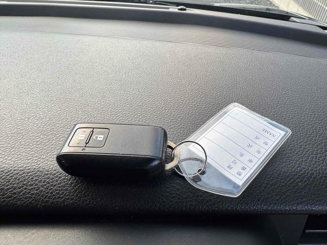 スペーシア ハイブリッドＧ　両側スライドドア　ナビ　ＴＶ　クリアランスソナー　レーンアシスト　衝突被害軽減システム　オートライト　スマートキー　アイドリングストップ　電動格納ミラー　ベンチシート　ＣＶＴ　盗難防止システム　ＡＢＳ（8枚目）