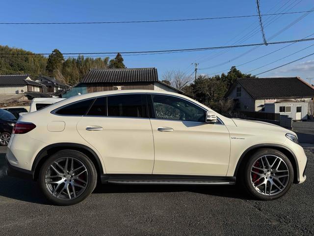 ＧＬＥ ＧＬＥ６３　Ｓ　４マチック　クーペ　４ＷＤ　左ハンドル　クリアランスソナー　レーンアシスト　オートクルーズコントロール　衝突被害軽減システム　全周囲カメラ　ナビ　ＴＶ　アルミホイール　ＬＥＤヘッドランプ　サンルーフ　ＡＴ　シートヒーター（15枚目）