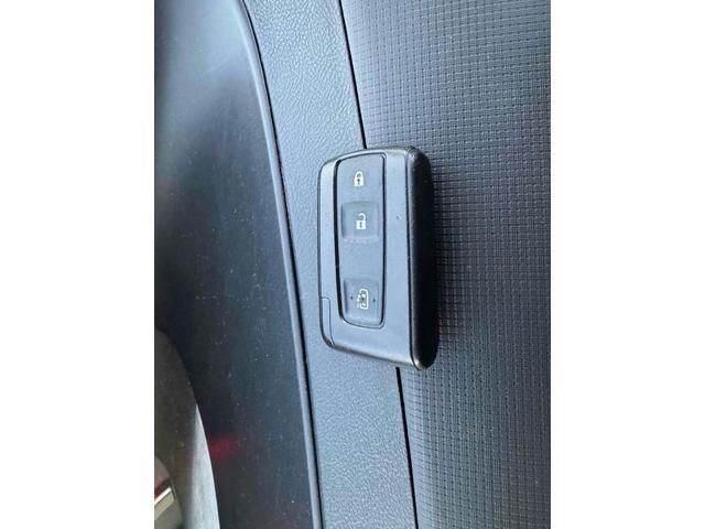 タント カスタムＸリミテッド　ドライブレコーダー　電動スライドドア　ＨＩＤ　スマートキー　電動格納ミラー　ベンチシート　ＣＶＴ　盗難防止システム　ＡＢＳ　ＣＤ　アルミホイール　衝突安全ボディ　エアコン　パワーステアリング（10枚目）