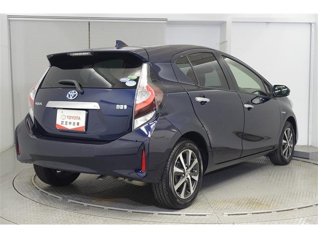 アクア Sスタイルブラック AUX端子 ECOモード 記録簿あり バックモニタ- 地デジフルセグ ナビTV イモビライザー LEDライト スマートキープッシュスタート 1オーナー アルミホイール ETC付き Wエアバッグ ABS(3枚目)