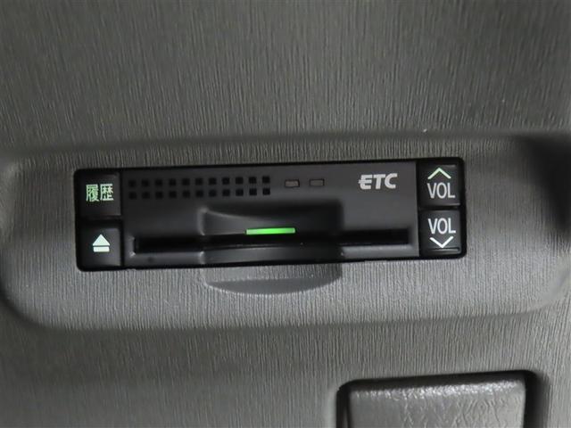 プリウス S アイドリングストップ搭載 Bモニタ- インテリキー デュアルエアバック エアB イモビライザー DVD再生可能 ワンオーナー車 ナビTV AUTOエアコン 横スベリ防止 アルミホイール ETC装備(14枚目)