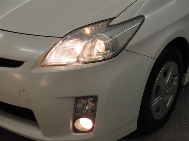 プリウス S アイドリングストップ搭載 Bモニタ- インテリキー デュアルエアバック エアB イモビライザー DVD再生可能 ワンオーナー車 ナビTV AUTOエアコン 横スベリ防止 アルミホイール ETC装備(15枚目)