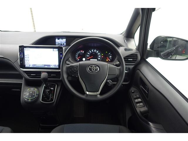 ノア X ブレーキサポート イモビライザー アイドリングストッ メンテナンスノート DVD再生可 AUX デュアルエアコン ワンオーナー車 クルーズC バックモニタ- 地デジTV LEDランプ スマートキ 3列(4枚目)