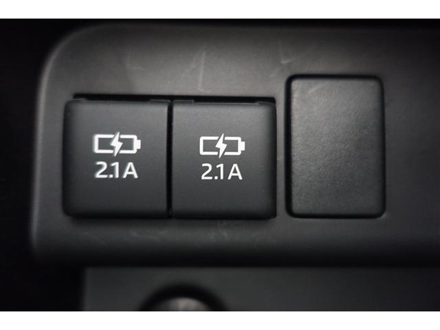 ノア X ブレーキサポート イモビライザー アイドリングストッ メンテナンスノート DVD再生可 AUX デュアルエアコン ワンオーナー車 クルーズC バックモニタ- 地デジTV LEDランプ スマートキ 3列(32枚目)