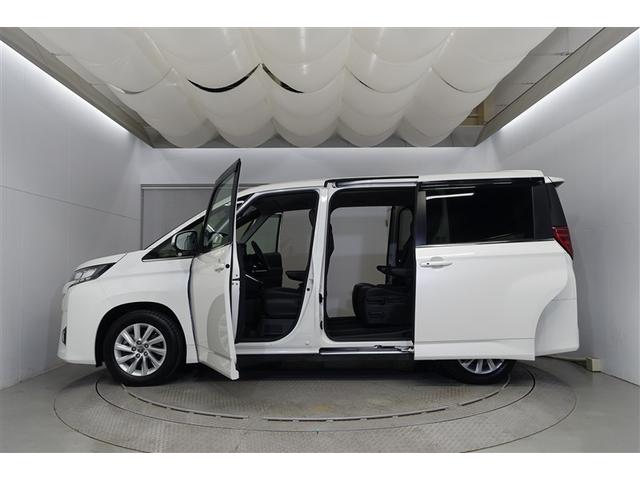 ノア ハイブリッドＺ　バックモニター　ＡＣ１００Ｖ　アイドリングストップ　ＤＶＤ　スマートキー　ワンオーナー車　両側パワースライドドア　フルセグＴＶ　ナビ＆ＴＶ　ＬＥＤヘッドライト　ＥＴＣ　オートクルーズコントロール（2枚目）