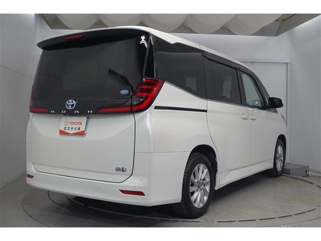 ノア ハイブリッドＺ　バックモニター　ＡＣ１００Ｖ　アイドリングストップ　ＤＶＤ　スマートキー　ワンオーナー車　両側パワースライドドア　フルセグＴＶ　ナビ＆ＴＶ　ＬＥＤヘッドライト　ＥＴＣ　オートクルーズコントロール（3枚目）