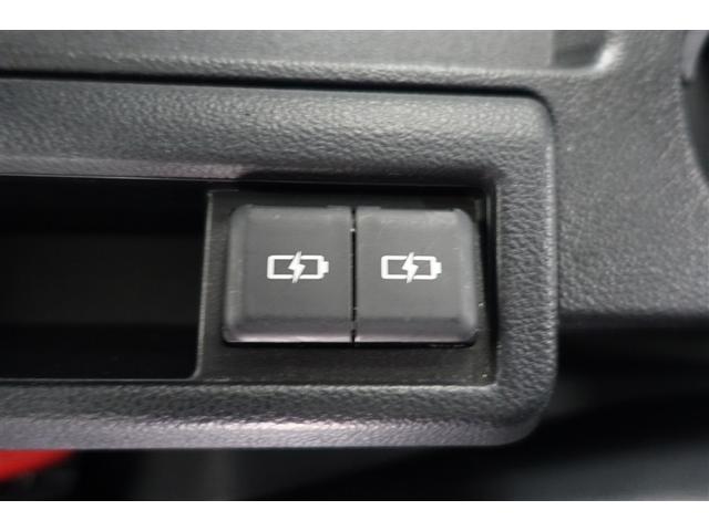 ノア ハイブリッドＺ　バックモニター　ＡＣ１００Ｖ　アイドリングストップ　ＤＶＤ　スマートキー　ワンオーナー車　両側パワースライドドア　フルセグＴＶ　ナビ＆ＴＶ　ＬＥＤヘッドライト　ＥＴＣ　オートクルーズコントロール（34枚目）