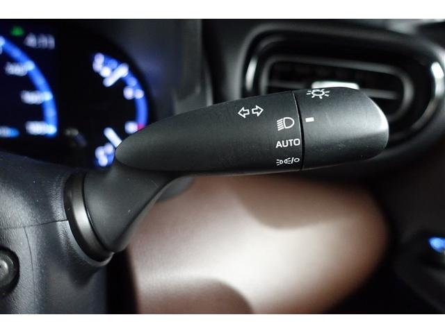 ヤリスクロス ハイブリッドＺ　インテリジェントキー　アルミホイル　ＬＥＤライト　１オ－ナ－　リアカメラ　クルーズコントロール　整備記録簿　横滑り防止システム　ＴＶ　電動シ－ト　パワステ　オートエアコン　キーフリー　イモビライザ（37枚目）