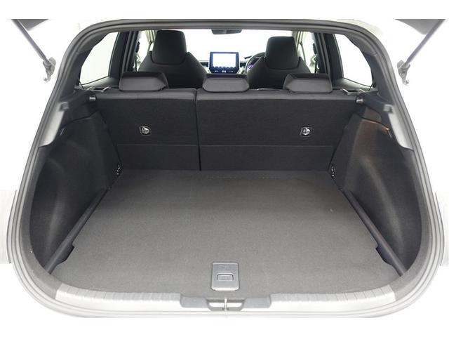 カローラスポーツ ハイブリッドG Z サイドエアバック 前後誤発進抑制 盗難防止 スマートキーシステム Bモニ オートクルーズ LEDライト 1オーナー車 エアバック オートエアコン 地デジ ナビTV AW デュアルエアバッグ 整備記録簿(8枚目)