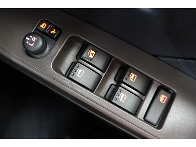 ルーミー Ｇ　追突軽減ブレーキ　パワステ　アルミホイール　Ａストップ　ＬＥＤライト　Ｒカメラ　記録簿付　横滑り防止システム　エアバック　セキュリティーアラーム　パワーウィンドウ　運転席助手席エアバック　ナビ＆ＴＶ（37枚目）