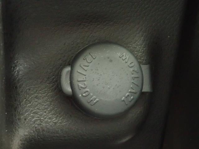 アルト Ｓ　ＡＡＣ　横滑り防止装置付　全席ＰＷ　エネチャージ　ワンセグＴＶ　キーレス　ナビＴＶ　Ｗエアバッグ　運転席エアバック　メモリーナビ　ＡＢＳ　パワーステアリング　リヤカメラ　ＡＵＸ接続可　ＤＶＤ再生可（33枚目）