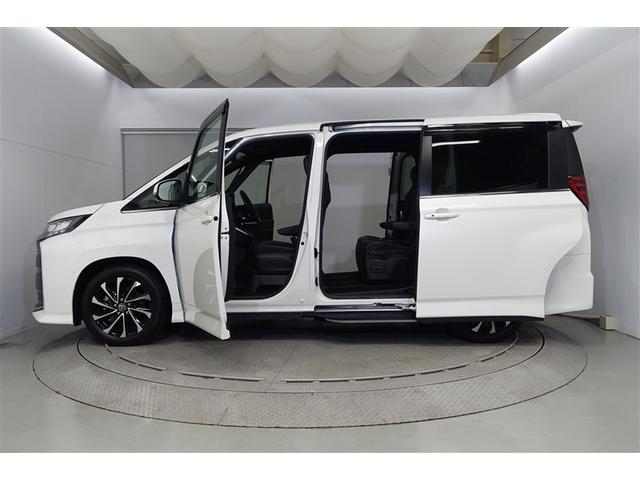 ノア Ｓ－Ｚ　アルミホイール　デュアルエアコン　クルーズコントロール　記録簿　盗難防止装置　ＬＥＤライト　両側自動ドア　メモリーナビ　キーレス　横滑り防止　ナビＴＶ　ワンオーナー　三列シート　ＤＶＤ再生　エアコン（2枚目）