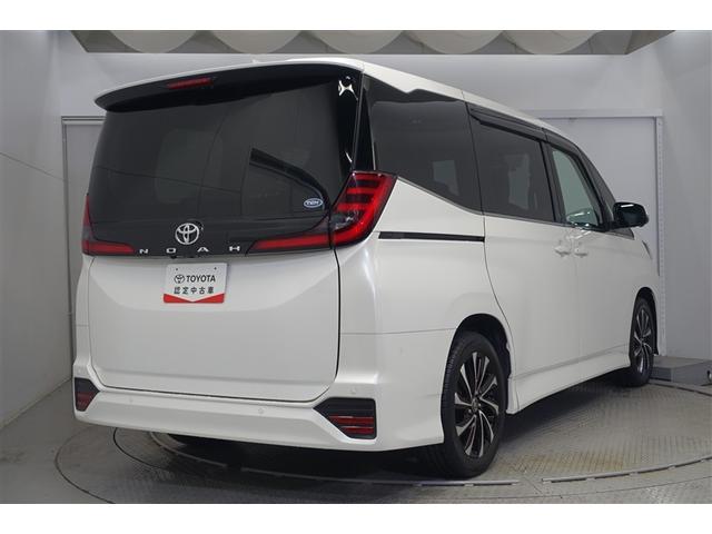 ノア Ｓ－Ｚ　アルミホイール　デュアルエアコン　クルーズコントロール　記録簿　盗難防止装置　ＬＥＤライト　両側自動ドア　メモリーナビ　キーレス　横滑り防止　ナビＴＶ　ワンオーナー　三列シート　ＤＶＤ再生　エアコン（3枚目）