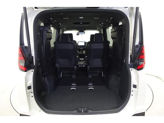 ノア Ｓ－Ｚ　アルミホイール　デュアルエアコン　クルーズコントロール　記録簿　盗難防止装置　ＬＥＤライト　両側自動ドア　メモリーナビ　キーレス　横滑り防止　ナビＴＶ　ワンオーナー　三列シート　ＤＶＤ再生　エアコン（9枚目）