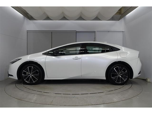 プリウス Z リアカメラ プリクラッシュ PWシート 1オーナ メモリナビ AC100V電源 LEDランプ ナビ・TV オートクルーズ アルミホイール ドライブレコーダ AC 運転席エアバッグ 横滑り防止装置(2枚目)