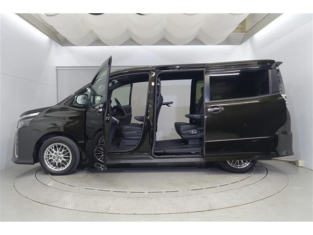 ヴォクシー ハイブリッドZS 煌III ドライブレコーダ アイドリングストップ 地デジTV リヤカメラ 1オナ車 Wエアコン スマートキー ミュージックプレイヤー接続可 DVD再生可 クルコン VSC キーレス アルミホイール ナビ&TV(2枚目)