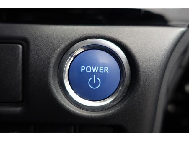 ヴォクシー ハイブリッドZS 煌III ドライブレコーダ アイドリングストップ 地デジTV リヤカメラ 1オナ車 Wエアコン スマートキー ミュージックプレイヤー接続可 DVD再生可 クルコン VSC キーレス アルミホイール ナビ&TV(8枚目)