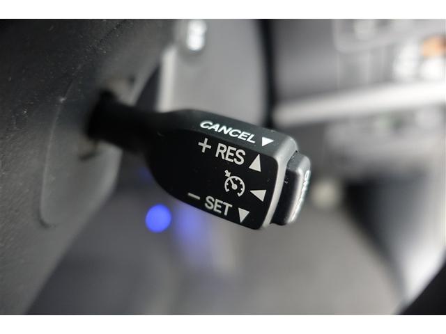 ヴォクシー ハイブリッドZS 煌III ドライブレコーダ アイドリングストップ 地デジTV リヤカメラ 1オナ車 Wエアコン スマートキー ミュージックプレイヤー接続可 DVD再生可 クルコン VSC キーレス アルミホイール ナビ&TV(36枚目)