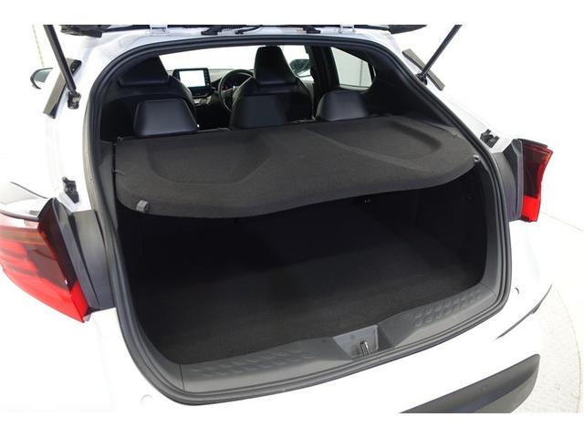 Ｃ－ＨＲ ＨＥＶ　Ｇモードネロ　プリクラッシュセーフティ　盗難防止装置　ＬＥＤヘッドライト　キーレス　ＴＶ　クルコン　定期点検記録簿　ＥＴＣ　スマートキー　ミュージックプレイヤー接続可　ワンオーナー　バックカメラ　フルセグＴＶ（11枚目）