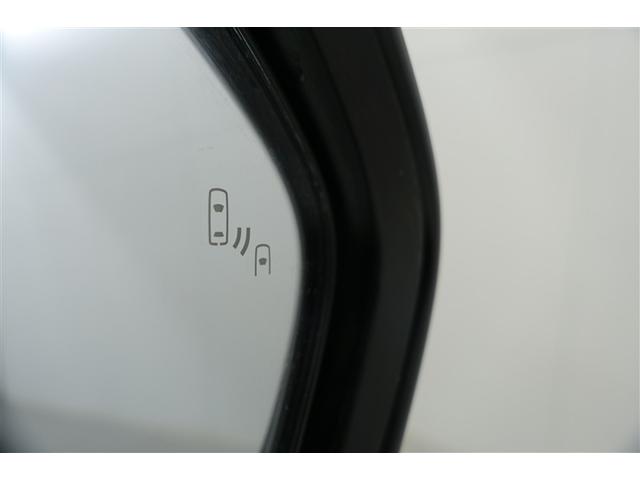 ���u���C���h�X�|�b�g���j�^�[�t���ł��A�ׂ̎Ԑ��𑖂�ԗ������[�_�[�Ō��m�A�h�A�~���[�ł͊m�F���ɂ����㑤���G���A�̎ԗ������m�点�������܂��B