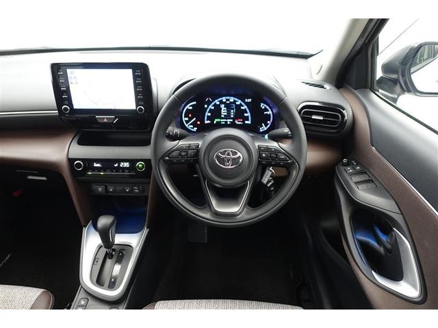 ヤリスクロス ハイブリッドＺ　スマートキ　ワンオ－ナ－　衝突軽減ブレーキ　Ｉストップ　リヤカメラ　ＬＥＤヘッドライ　ＥＳＣ　クルーズＣ　パワーステアリング　アルミホイール　ＥＴＣ車載器　運転席パワーシート　イモビ　キーフリー（5枚目）