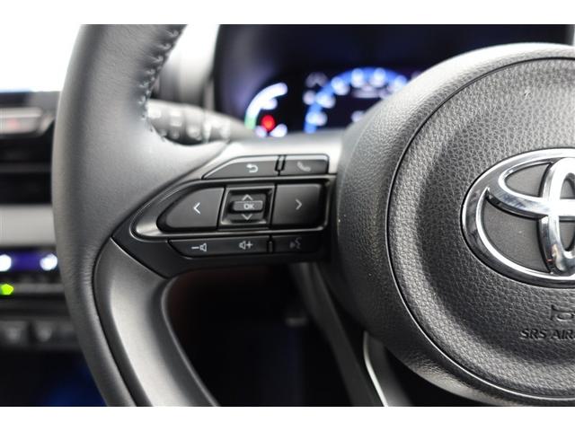 ヤリスクロス ハイブリッドＺ　スマートキ　ワンオ－ナ－　衝突軽減ブレーキ　Ｉストップ　リヤカメラ　ＬＥＤヘッドライ　ＥＳＣ　クルーズＣ　パワーステアリング　アルミホイール　ＥＴＣ車載器　運転席パワーシート　イモビ　キーフリー（35枚目）