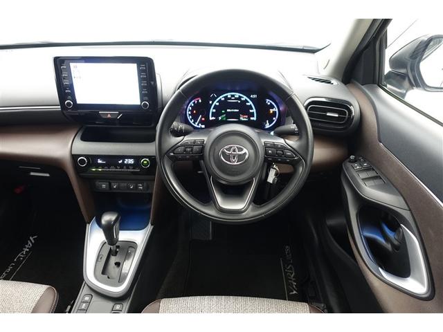 �X�^�C���b�V���ȃC���p�l����ł��I�^�]�̍ہA��ɖڂɂ��镔���́A�V�b�N�ɂ܂Ƃ߂��O���̗��Ȃ��f�U�C�����l�C�ł��I