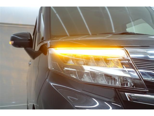 �w�b�h���C�g�̃����Y���N���[�j���O�ς݂ł��I�ƂĂ��Y��ł����@�����Y������Ă���Ɩ{���̖��邳���o�܂����I