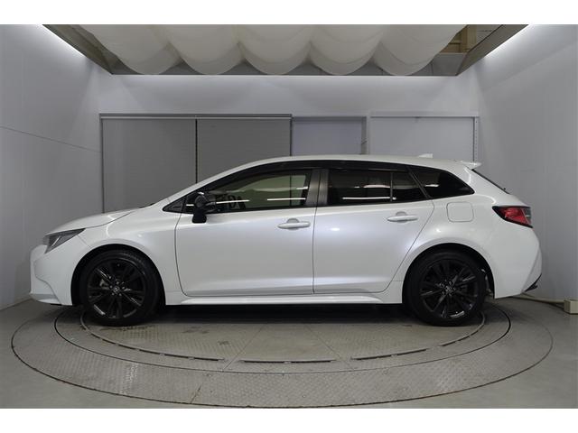 �g������̗ǂ����S���{�f�B�^�C�v�ł��B�@�ӊO�Ə���肪��������^�]���₷���ł���B�������L���f�U�C���Ȃ̂ŐF��ȗp�r�Ɏg�����Ⴂ�܂��ˁ�