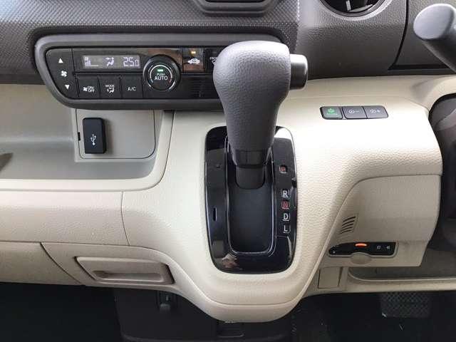 Gホンダセンシング 純正ナビ バックカメラ DVD再生 ドライブレコーダー 当社元デモカー 衝突軽減システム 1オーナー 禁煙車 記録簿 アイドリングストップ セキュリティアラーム スマートキー 横滑り防止機能(11枚目)