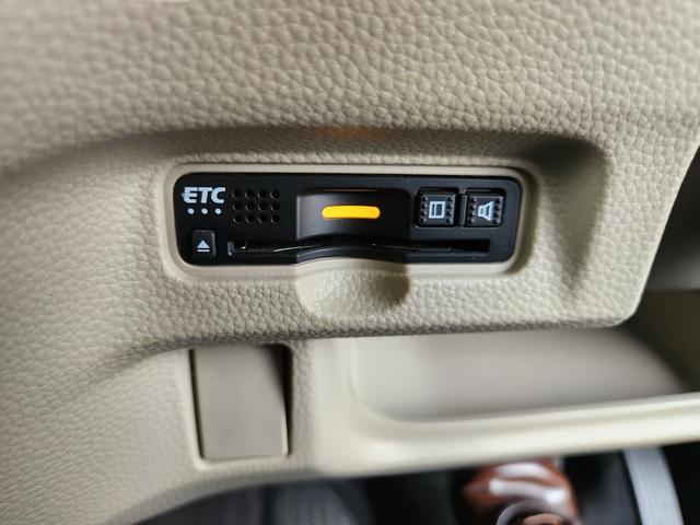 Ｎ－ＢＯＸ Ｇ・Ｌホンダセンシング　ワンオーナー・ナビ／ＴＶ／ＵＳＢ／Ｂｌｕｅｔｏｏｔｈ接続・リアカメラ・ＥＴＣ・ＬＥＤヘッドライト・衝突軽減ブレーキ・クルーズコントロール・スマートキー・オートエアコン・シートヒーター　レーダブレーキ（9枚目）