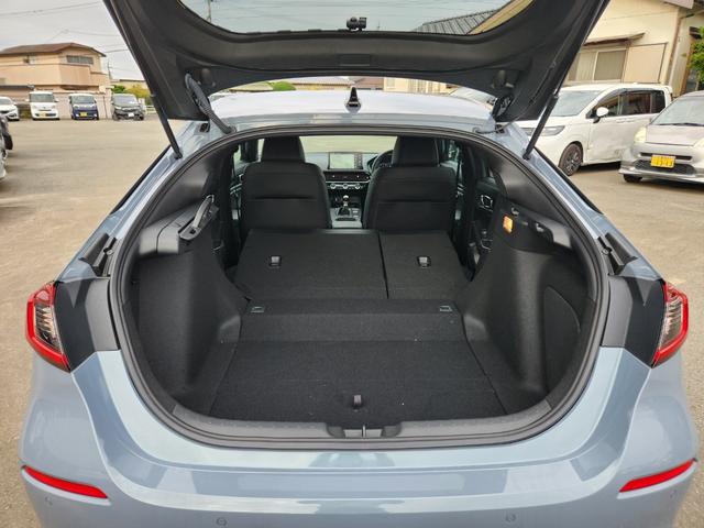 シビック ＲＳ　当社デモカー・６ＭＴ・９インチコネクトナビ・パワーシート・ＢＯＳＥプレミアムサウンド・レブマッチシステム・ドラレコ・ＬＥＤヘッドライト・リアカメラ・ＥＴＣ２．０　コーナーセンサー　衝突被害軽減ブレーキ（20枚目）