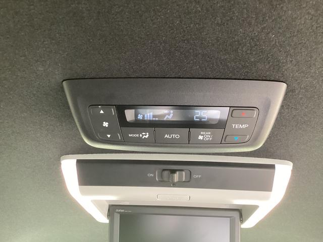 ステップワゴン ｅ：ＨＥＶスパーダ　当社レンタカー　８人乗り　１１．４インチナビ　リヤ席モニター　ドライブレコーダー　パワーテールゲート　フルオートエアコン　ブラインドスポットインフォメーション　全列ＵＳＢチャージャー　ハーフレザーＳ（31枚目）