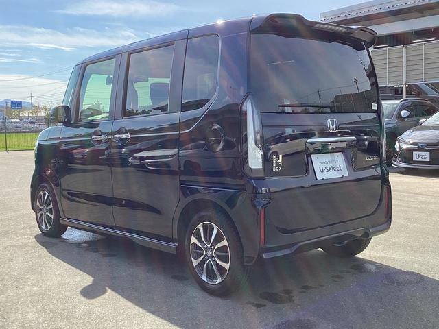 N-BOXカスタム ベースグレード 当社レンタカー HONDACONNECTナビ ドライブレコーダー ETC 両側パワースライドドア 運転席助手席シートヒーター 運転席助手席シートバックテーブル オートリトラミラー W電動ドア CMBS(9枚目)