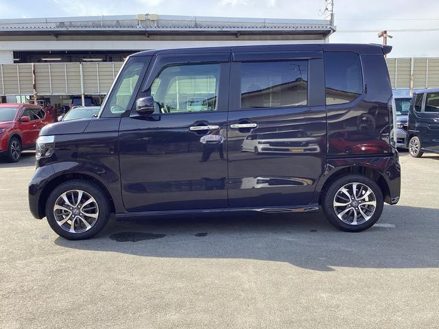N-BOXカスタム ベースグレード HONDACONNECTナビ ドライブレコーダー 両側パワースライドドア 運転席助手席シートヒーター 運転席助手席シートバックテーブル オートリトラミラー アルミホイール ホンダセンシング(5枚目)
