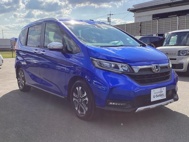 フリード クロスター 当社レンタカー 純正9インチナビ ドライブレコーダー フルセグTV ETC LEDヘッドライト+LEDアクティブコーナーリングライト オートエアコン 両側パワースライドドア ホンダセンシング 禁煙車(6枚目)