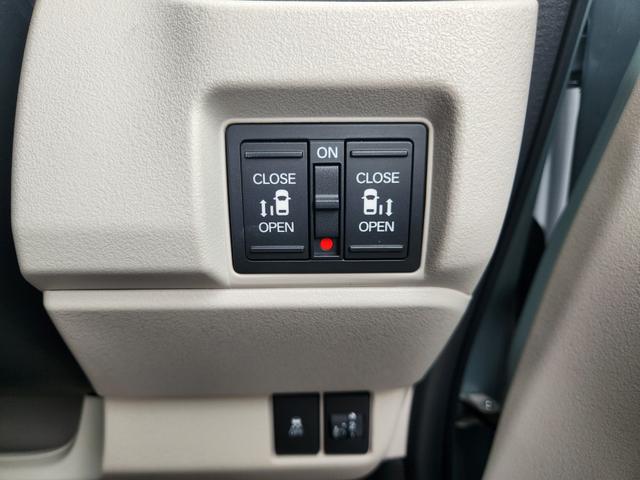 N-BOX ベースグレード 当社レンタカー 純正8インチナビ フルセグTV バックカメラ Bluetooth ドライブレコーダー ETC 両側パワースライドドア 運転席助手席シートヒーター オートリトラミラー 衝突軽減システム(15枚目)