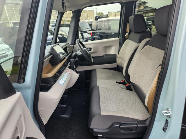 N-BOX ベースグレード 当社レンタカー 純正8インチナビ フルセグTV バックカメラ Bluetooth ドライブレコーダー ETC 両側パワースライドドア 運転席助手席シートヒーター オートリトラミラー 衝突軽減システム(17枚目)