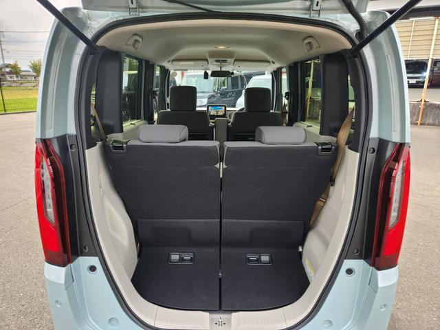 N-BOX ベースグレード 当社レンタカー 純正8インチナビ フルセグTV バックカメラ Bluetooth ドライブレコーダー ETC 両側パワースライドドア 運転席助手席シートヒーター オートリトラミラー 衝突軽減システム(20枚目)