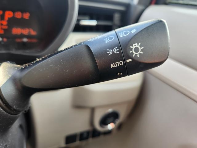 ステラ G ナビゲーション オートライト オートエアコン スマートキーフルセグTV Bluetooth CD/DVD 横滑り防止 オ-トエアコン キ-フリ- アイドリングストップ 地デジTV(24枚目)