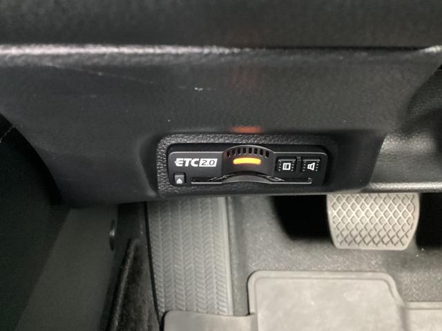 ヴェゼル e:HEVZ HONDACONNECTナビゲーション ETC ドライブレコーダー ブラインドスポットインフォメーション 後退出庫サポート 運転席助手席シートヒーター ハンズフリーアクセスパワーテールゲート AUX(16枚目)